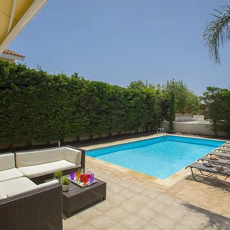 Larnaca Anthea 1 * بريفوليا